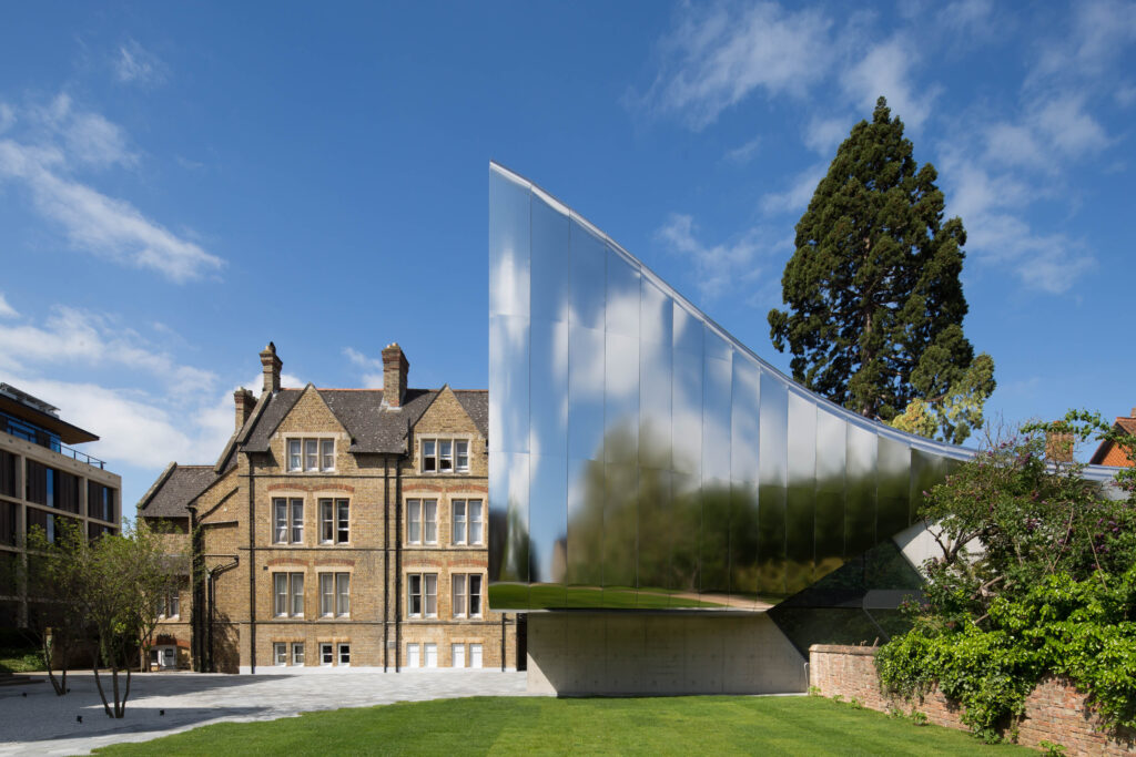 Investcorp Building of Oxford University’s Middle East Centre at St Antony’s College celebrates 10th anniversary